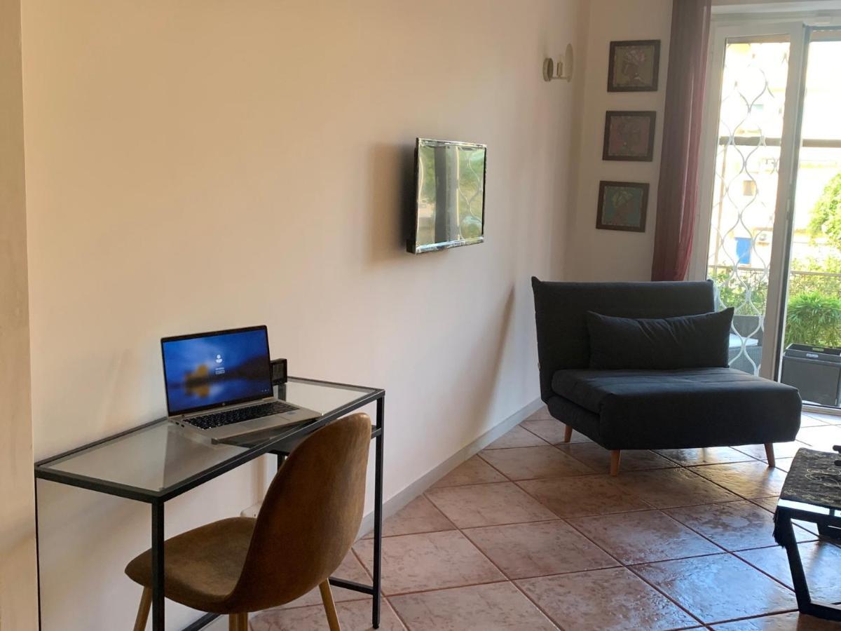 Chez Nous Apartamento Roma Exterior foto