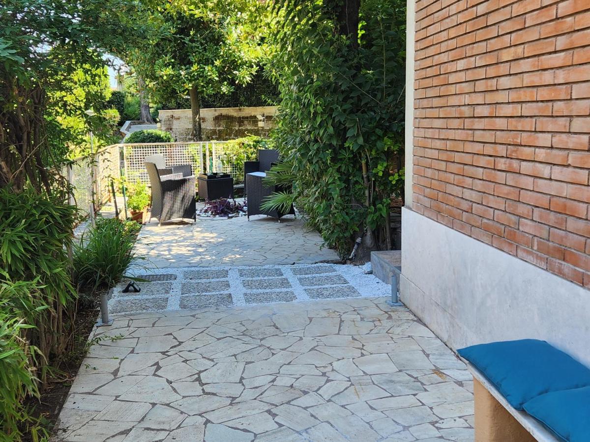Chez Nous Apartamento Roma Exterior foto